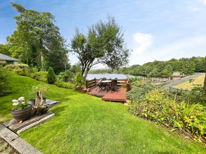 Gardens- click for photo gallery